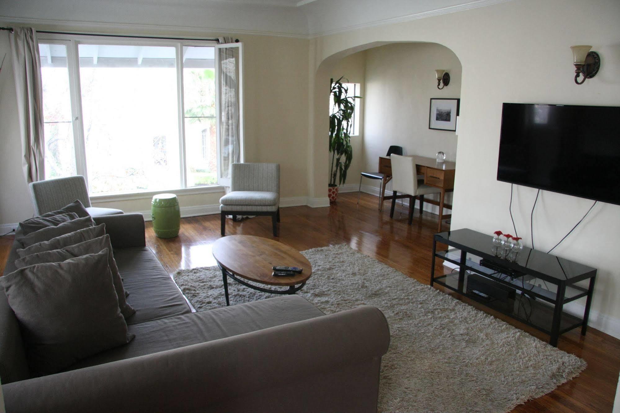 West Hollywood Vintage Vacation Apt. ลอสแอนเจลิส ภายนอก รูปภาพ