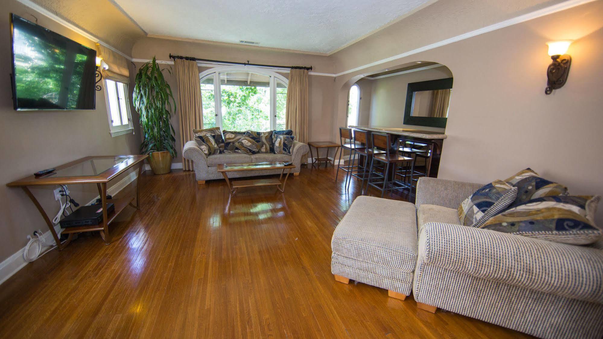 West Hollywood Vintage Vacation Apt. ลอสแอนเจลิส ภายนอก รูปภาพ